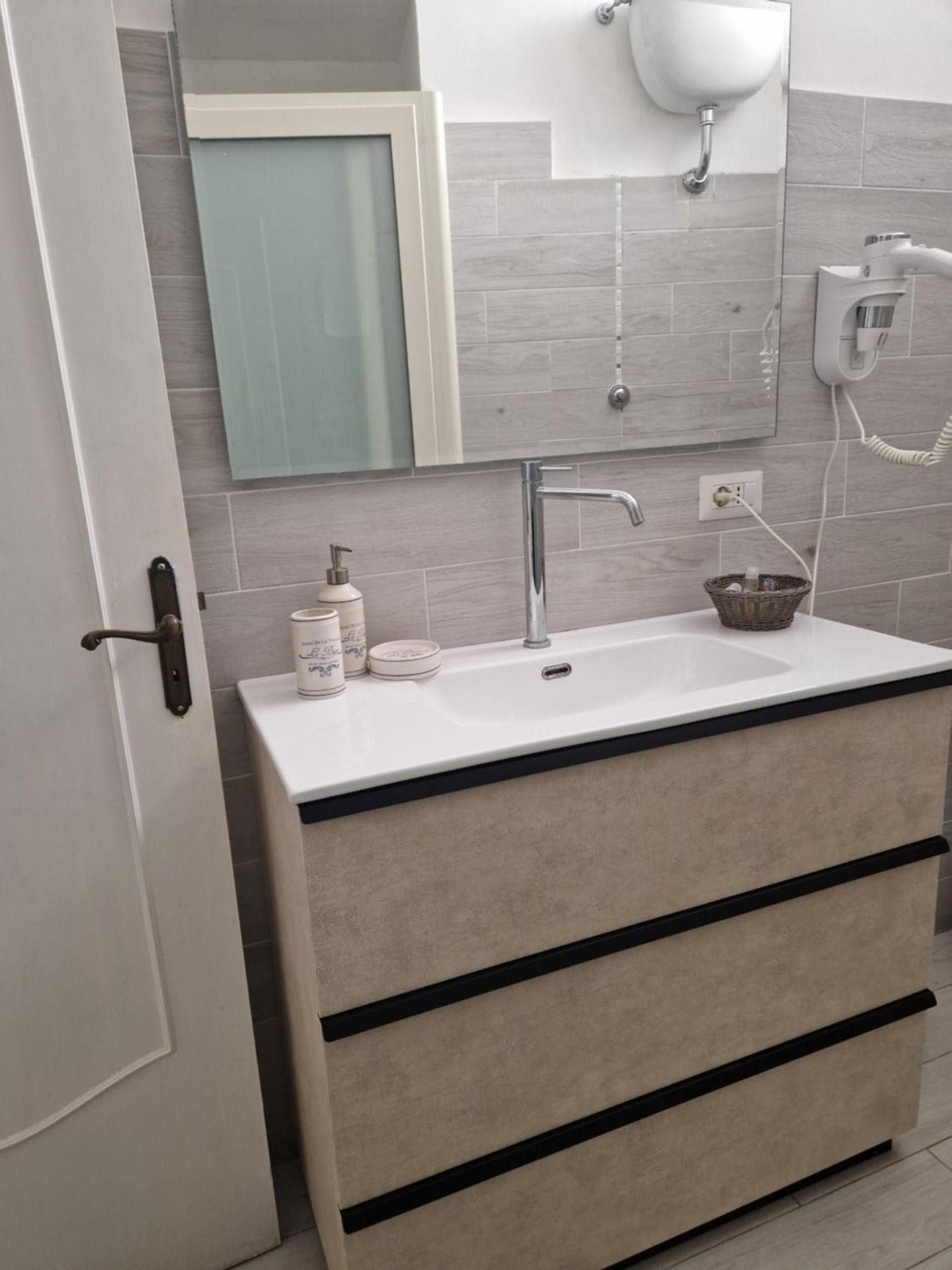 Affittacamere Cecco Rooms Равело Екстериор снимка